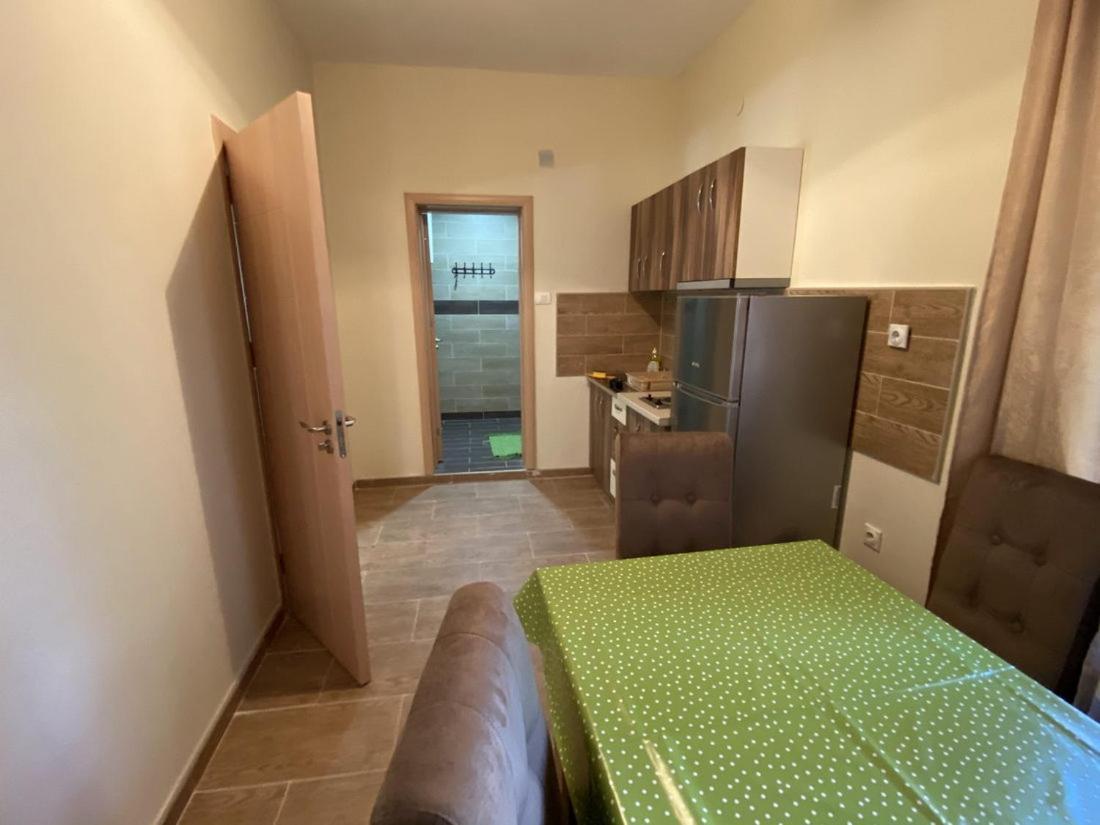 Apartments Zlatko ソコバニャ エクステリア 写真
