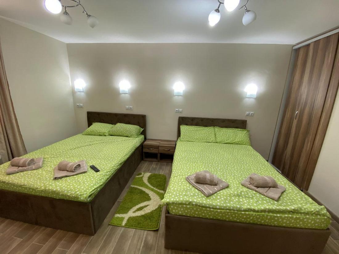 Apartments Zlatko ソコバニャ エクステリア 写真