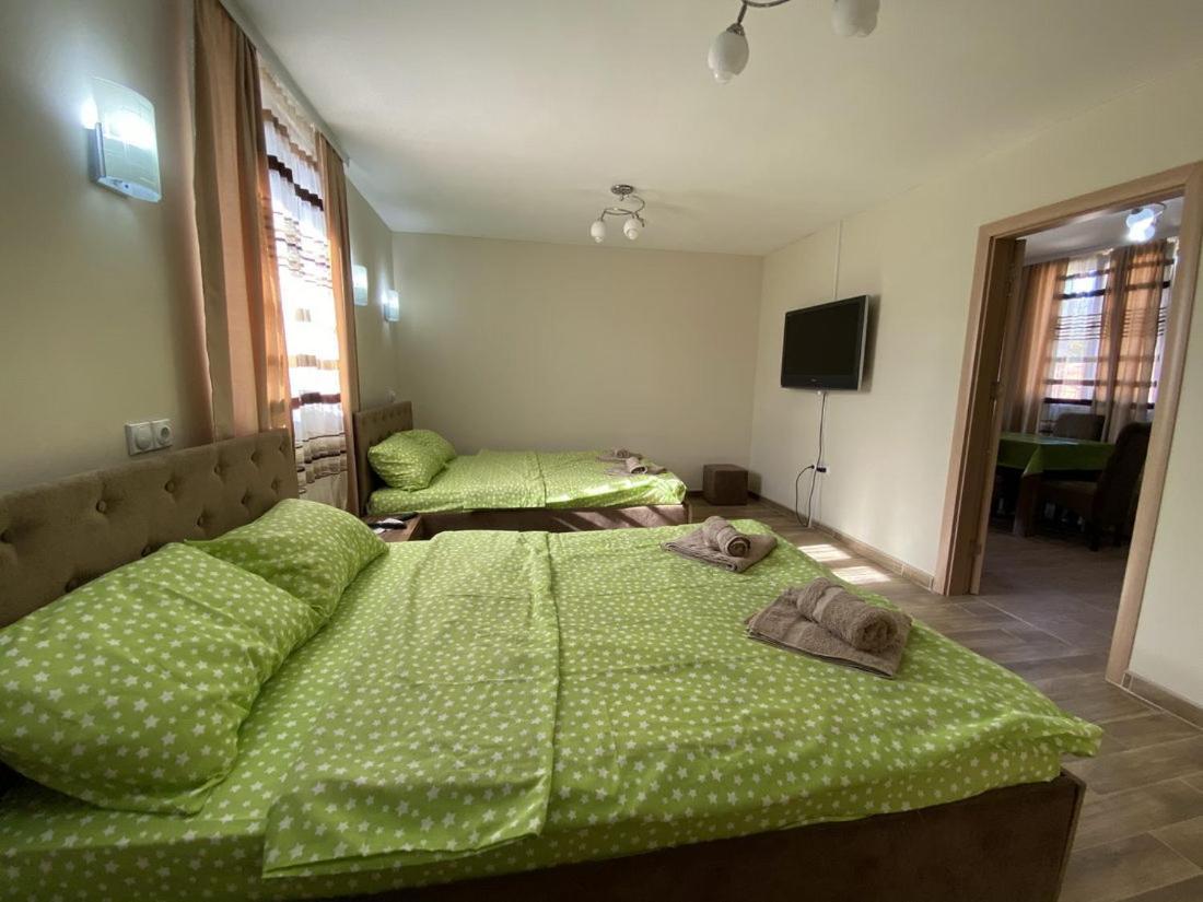 Apartments Zlatko ソコバニャ エクステリア 写真